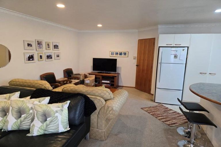 Photo of property in 2/18 Hare Street, Ilam, Christchurch, 8041