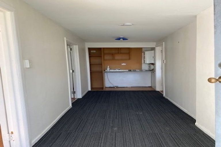 Photo of property in 1364 Whangaparaoa Road, Army Bay, Whangaparaoa, 0930