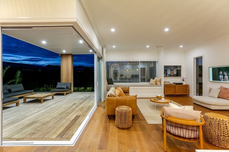 Photo of property in 161 Lemon Street, Strandon, New Plymouth, 4312