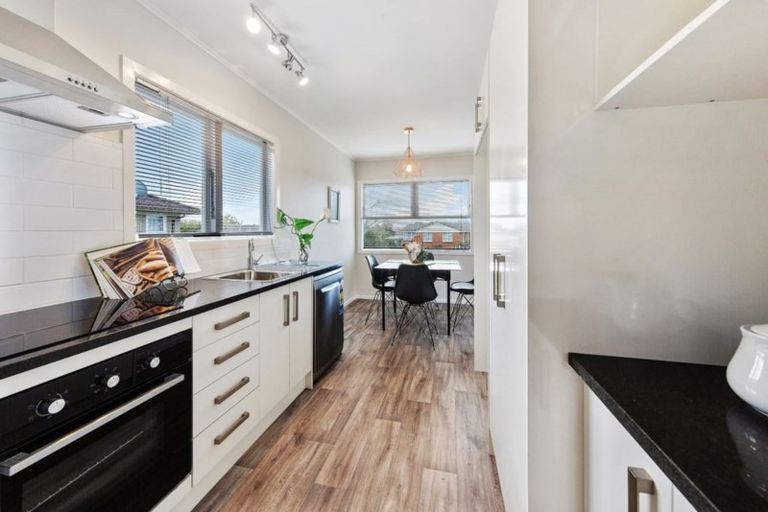 Photo of property in 20 Lyncroft Street, Mangere East, Auckland, 2024