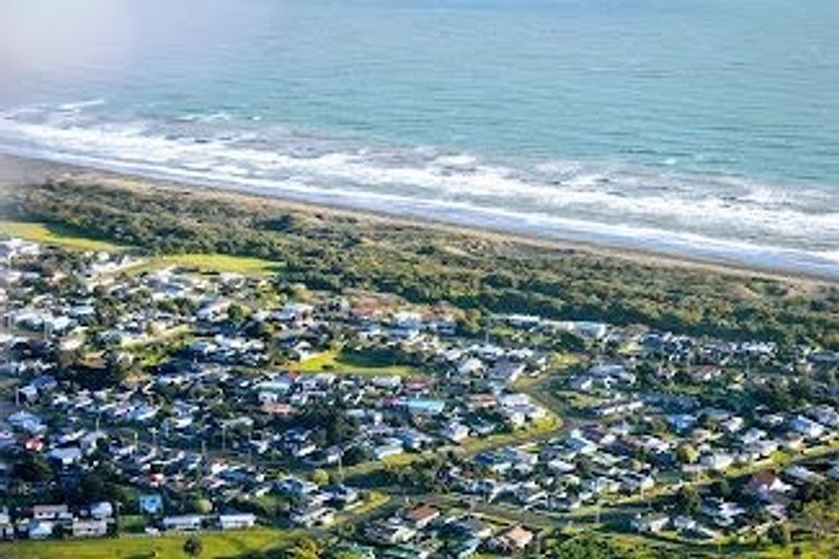 Photo of property in 78 Matai Street, Castlecliff, Whanganui, 4501