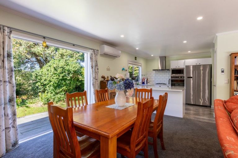 Photo of property in 111 Umutaoroa Road, Dannevirke, 4978