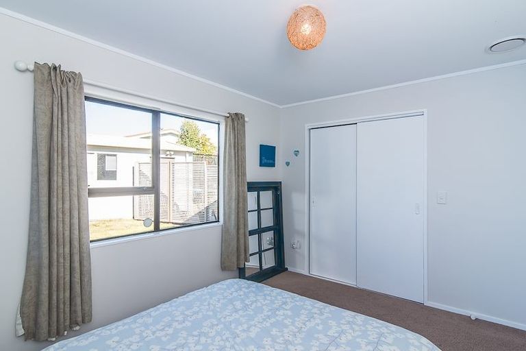 Photo of property in 21 Pitoitoi Street, Otaihanga, Paraparaumu, 5036