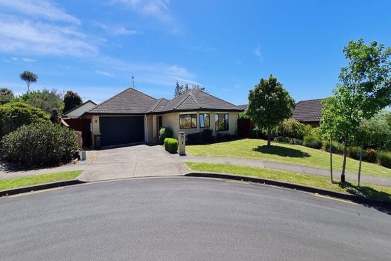 Photo of property in 22 Ranchod Terrace, Pukekohe, 2120