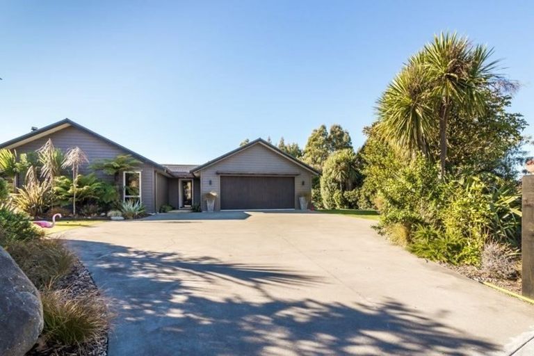 Photo of property in 21 Stewart Glen, Acacia Bay, Taupo, 3385