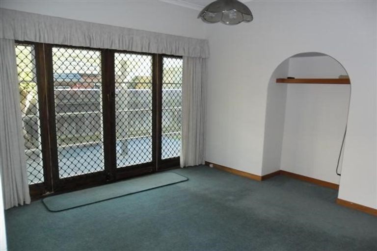 Photo of property in 1/945 High Street, Avalon, Lower Hutt, 5011