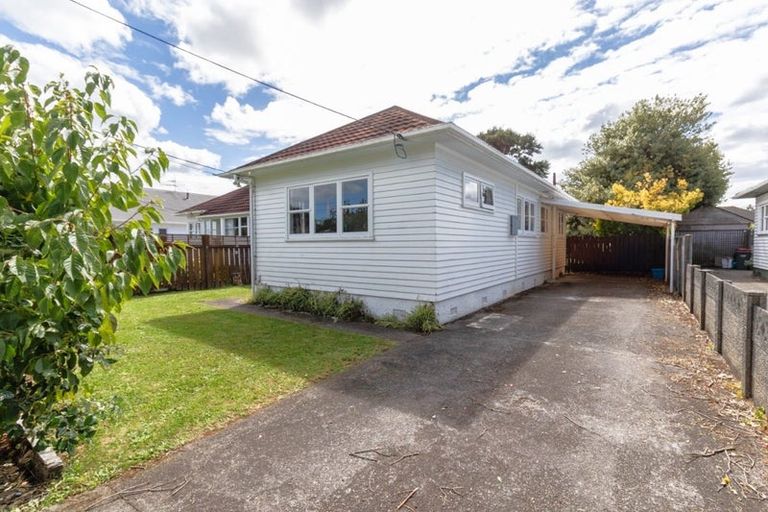 Photo of property in 39 Thornycroft Avenue, Epuni, Lower Hutt, 5011