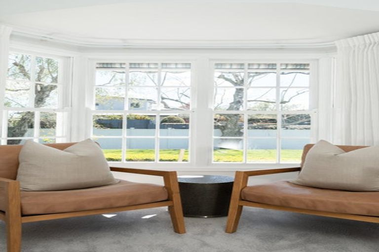 Photo of property in 10 Woodstock Road, Fairfield, Hamilton, 3214