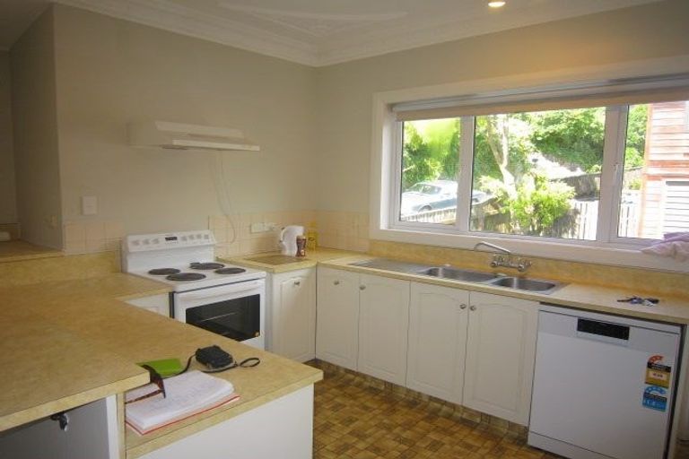 Photo of property in 56 Delhi Crescent, Khandallah, Wellington, 6035