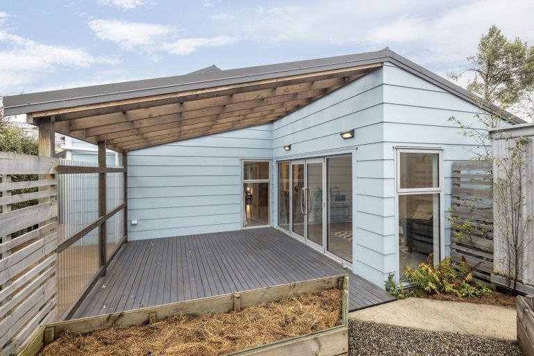 Photo of property in 10 Aitken Place, Mornington, Dunedin, 9011