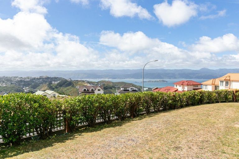 Photo of property in 2 Sirsi Terrace, Broadmeadows, Wellington, 6035