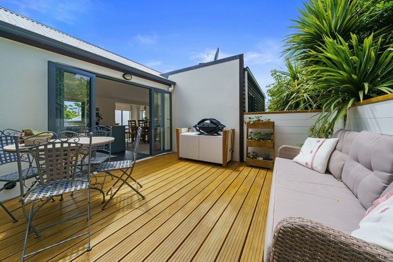 Photo of property in 10b Fettes Crescent, Seatoun, Wellington, 6022