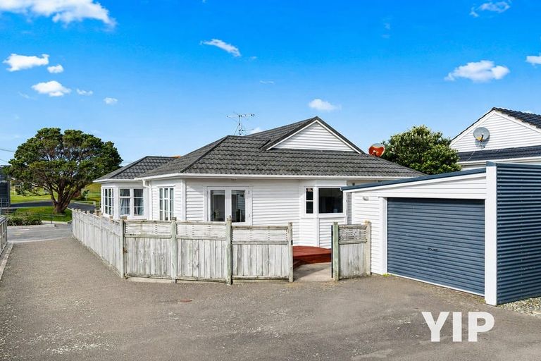 Photo of property in 20 Bannister Avenue, Johnsonville, Wellington, 6037