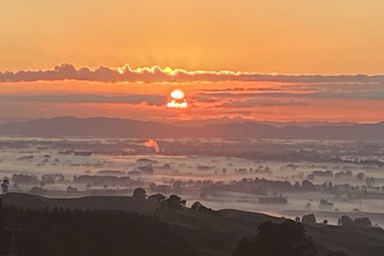 Photo of property in 6 Tiwarawara Lane, Puketotara, Te Awamutu, 3876