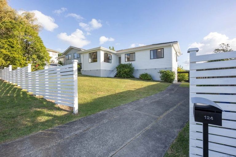 Photo of property in 124 Solar Road, Glen Eden, Auckland, 0602