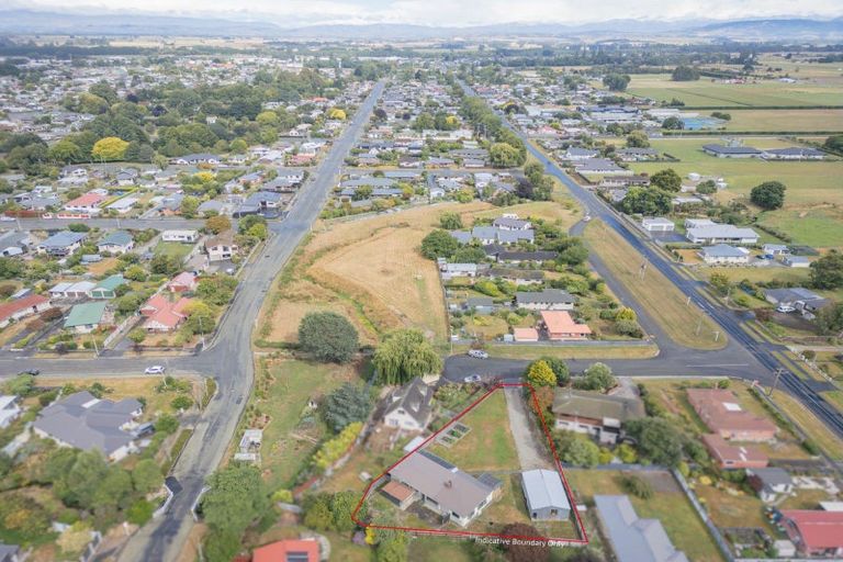 Photo of property in 72 John Street North, Temuka, 7920