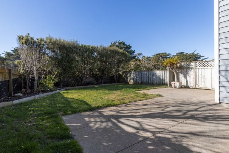 Photo of property in 2b Observatory Close, Whitby, Porirua, 5024