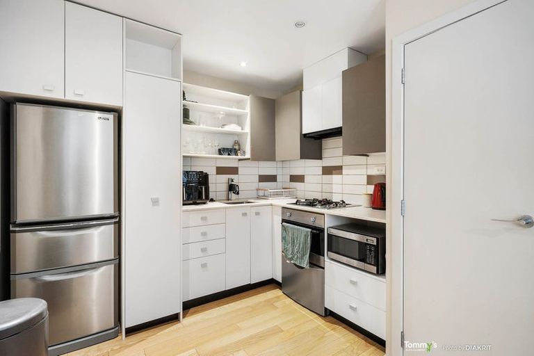 Photo of property in Trinity Apartments, 409/19 College Street, Te Aro, Wellington, 6011