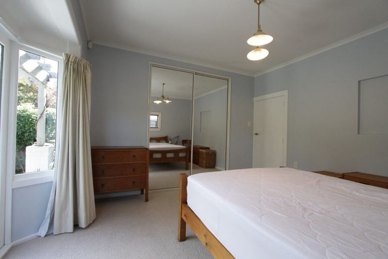 Photo of property in 79 Waimea Terrace, Beckenham, Christchurch, 8023