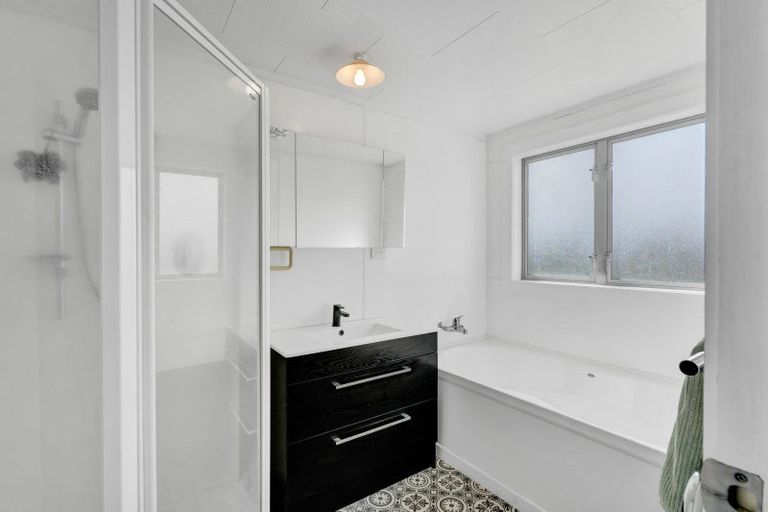 Photo of property in 46 Konini Street, Inglewood, 4330