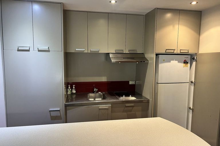 Photo of property in 27 Maritime Terrace, Birkenhead, Auckland, 0626