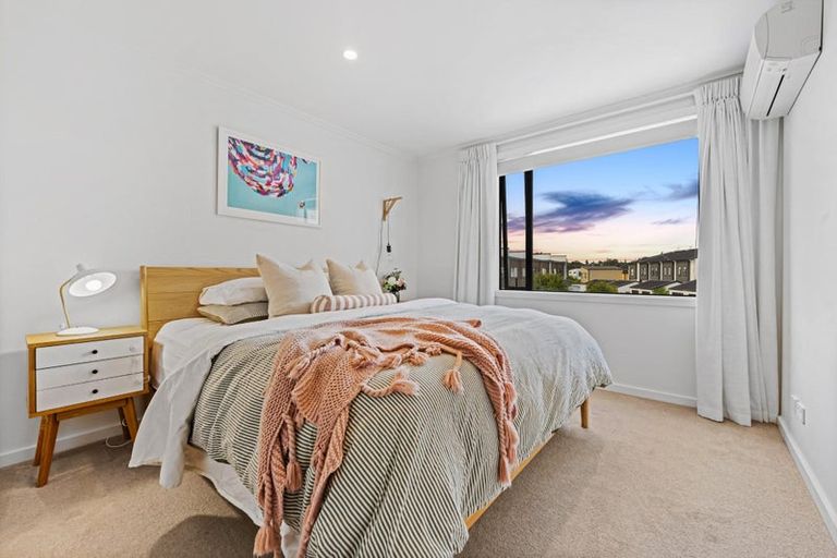 Photo of property in 3 Frances Bryers Road, Hobsonville, Auckland, 0616