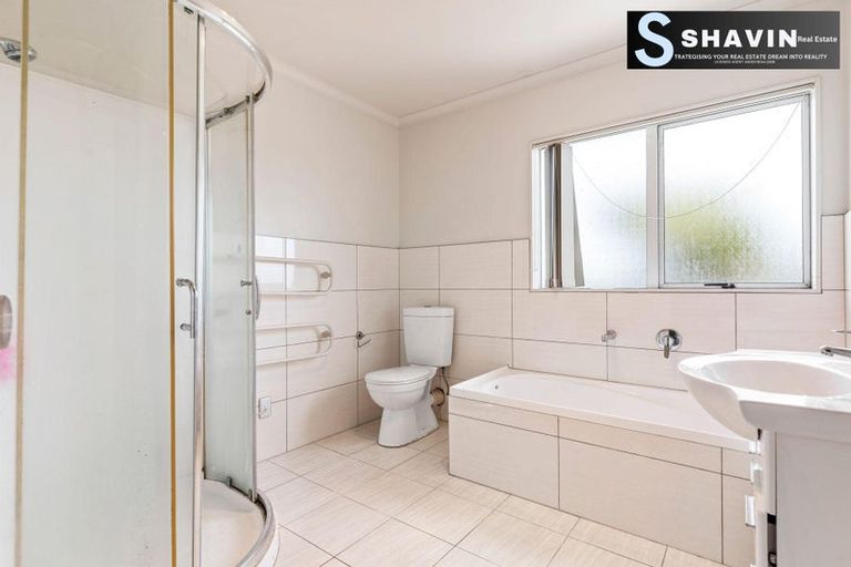 Photo of property in 8 Dapple Place, Flat Bush, Auckland, 2019