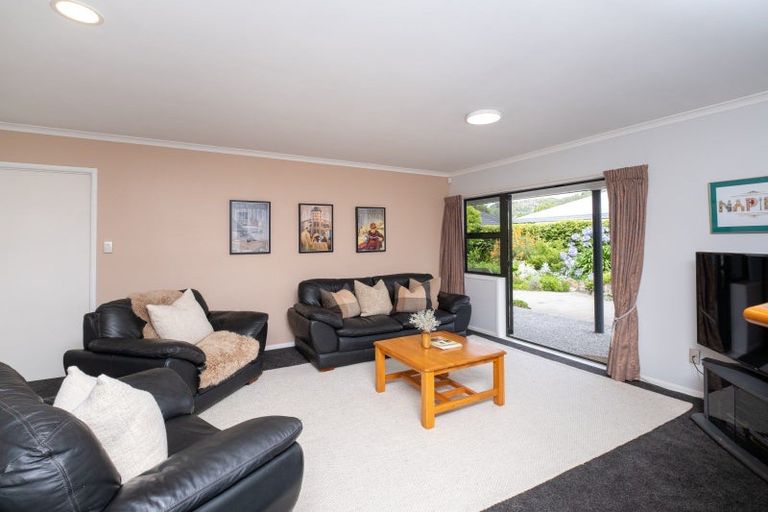 Photo of property in 129 Wharerangi Road, Greenmeadows, Napier, 4112