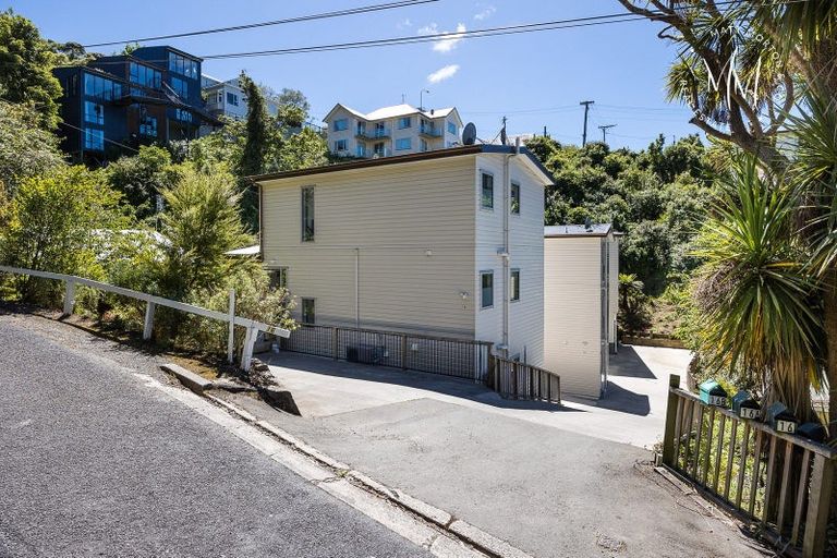 Photo of property in 16 Cosy Dell Road, North Dunedin, Dunedin, 9016