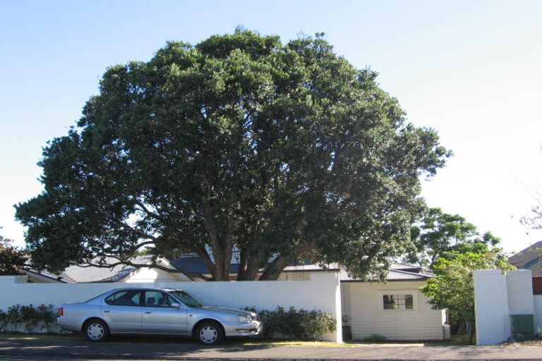 Photo of property in 8 Kitchener Road, Takapuna, Auckland, 0622