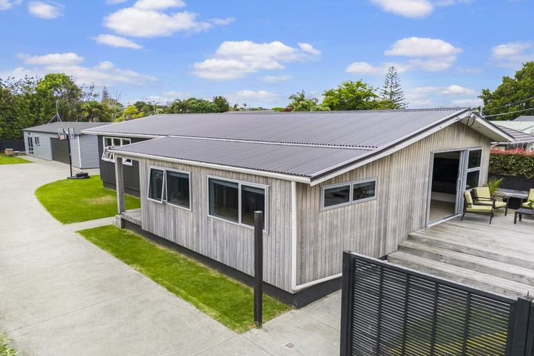 Photo of property in 61 Ladies Mile, Manly, Whangaparaoa, 0930