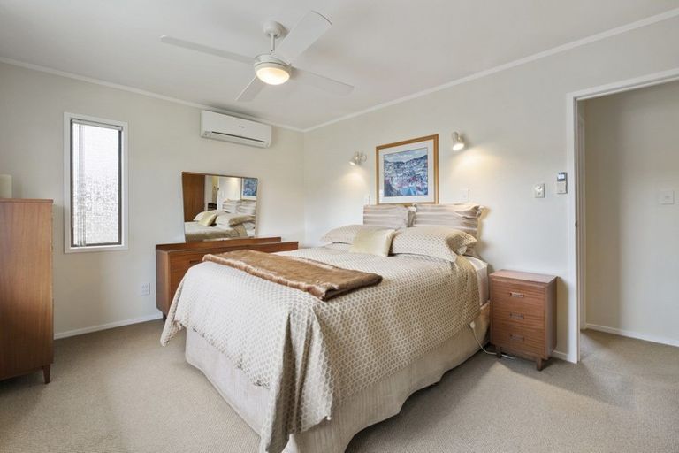 Photo of property in 28 Jandell Crescent, Bucklands Beach, Auckland, 2014
