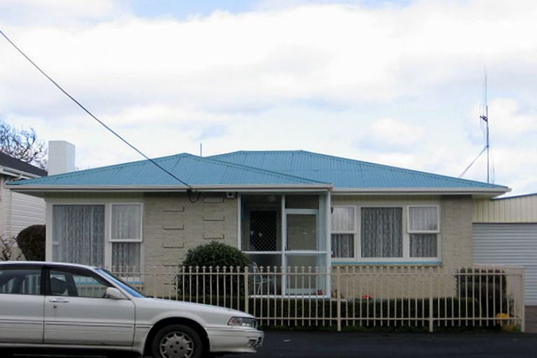 Photo of property in 53 Bath Street, Levin, 5510