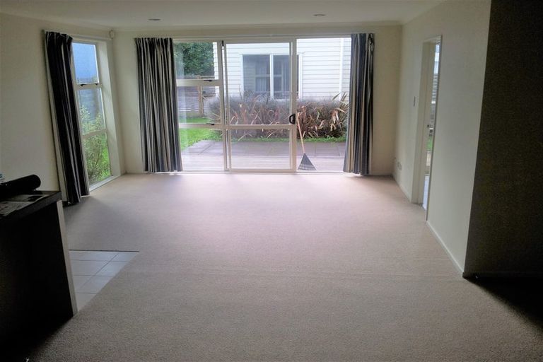 Photo of property in 73 Bruce Pulman Drive, Takanini, 2112