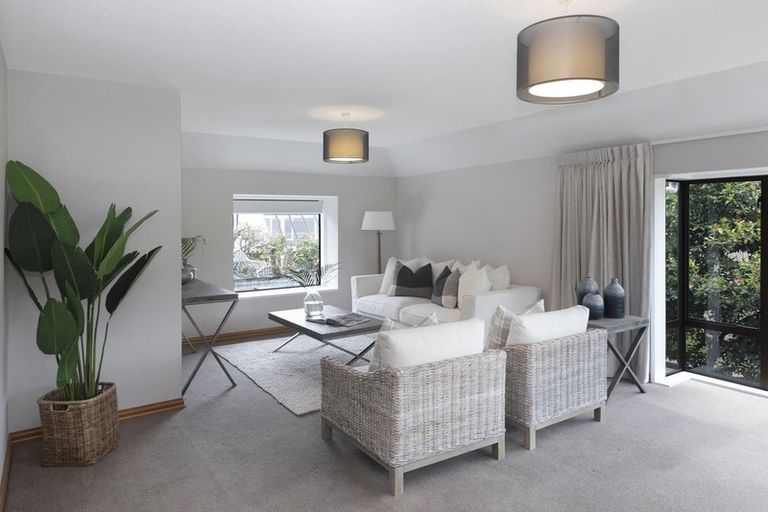 Photo of property in 2/30 Park Terrace, Christchurch Central, Christchurch, 8013
