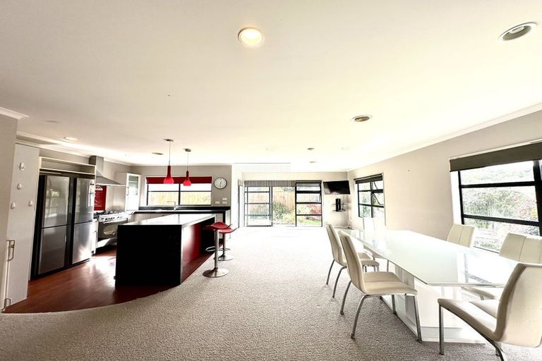 Photo of property in 61 Te Puia Drive, Aotea, Porirua, 5024