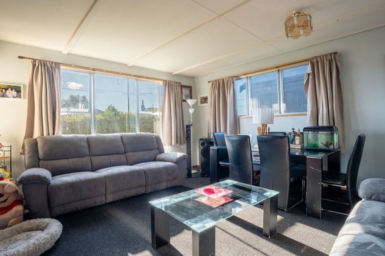 Photo of property in 15 De Carle Street, Saint Kilda, Dunedin, 9012
