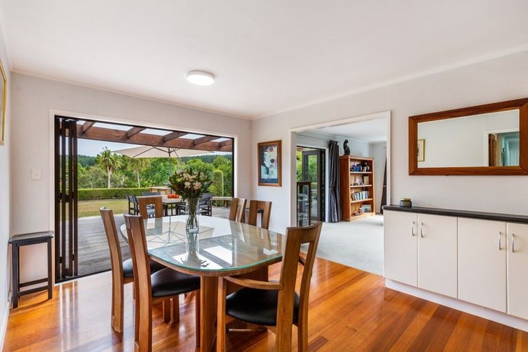 Photo of property in 137 Mapara Road, Acacia Bay, Taupo, 3385