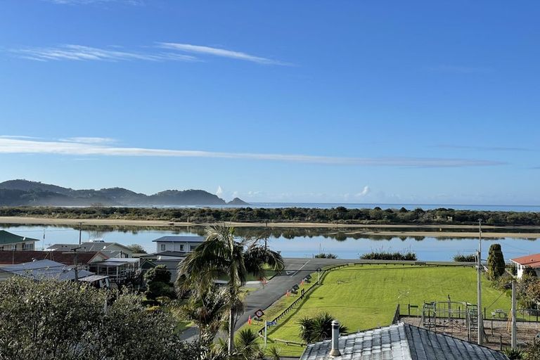Photo of property in 2 Pine Road, Ngunguru, Whangarei, 0173