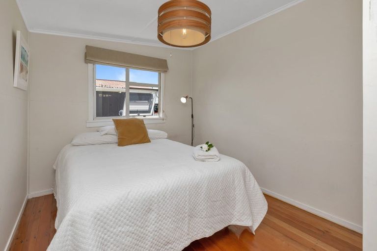 Photo of property in 205 One Tree Point Road, One Tree Point, 0118