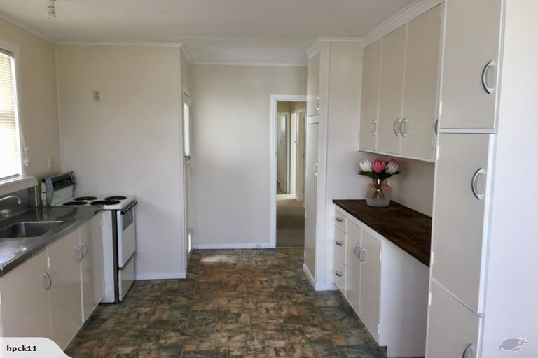 Photo of property in 22 Reid Avenue, Hawera, 4610