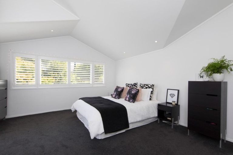 Photo of property in 19 Martin Avenue, Beckenham, Christchurch, 8023
