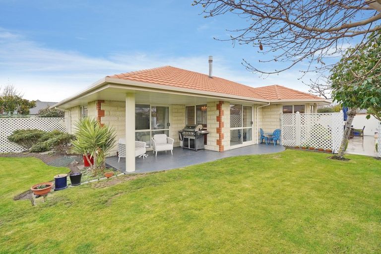 Photo of property in 14 Lytham Green, Shirley, Christchurch, 8061