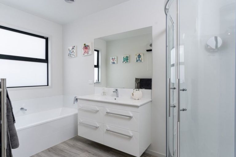 Photo of property in 19 Plains Avenue, Masterton, 5810