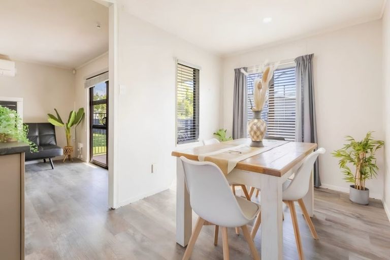 Photo of property in 28 Watts Street, Waipawa, 4210