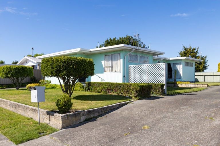 Photo of property in 2/27 Ranfurly Street, Tamatea, Napier, 4112