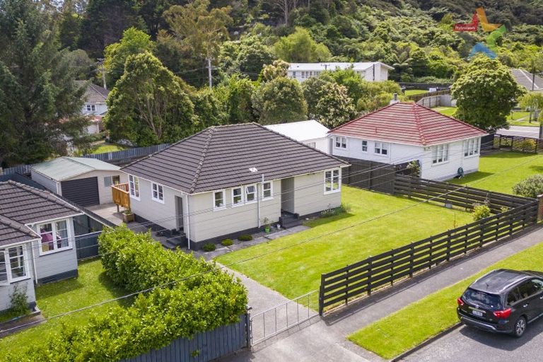 Photo of property in 25 Fleet Street, Naenae, Lower Hutt, 5011