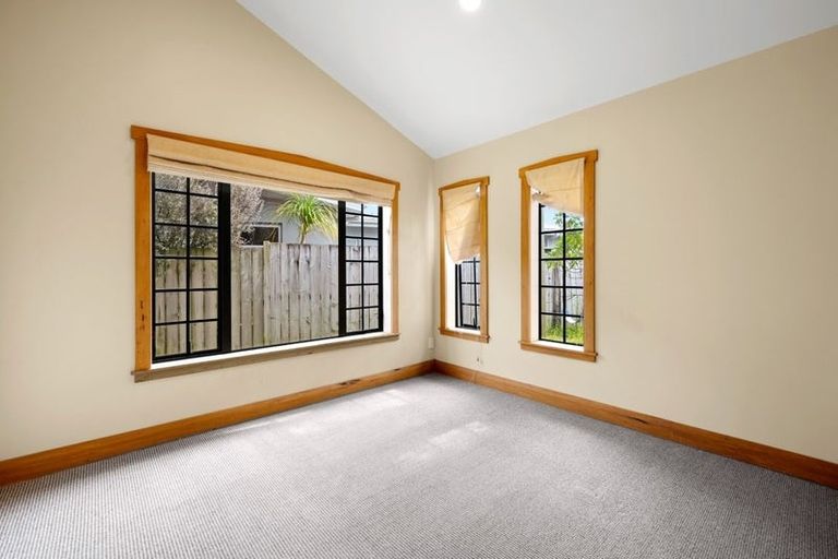 Photo of property in 110 Rototuna Road, Rototuna, Hamilton, 3210