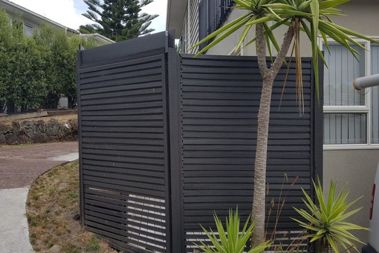 Photo of property in 14 Bruce Road, Glenfield, Auckland, 0629