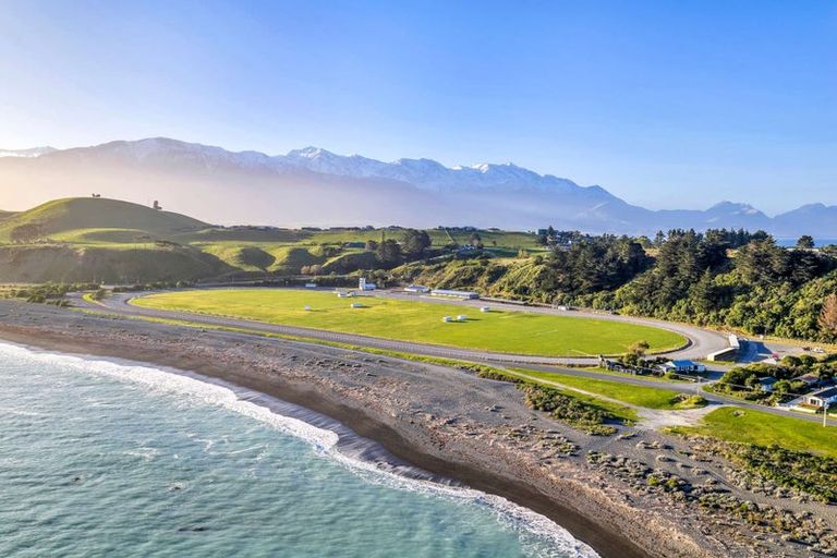 Photo of property in 67 South Bay Parade, South Bay, Kaikoura, 7300